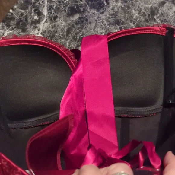 Classic Satin Corset - Picture 8 of 10